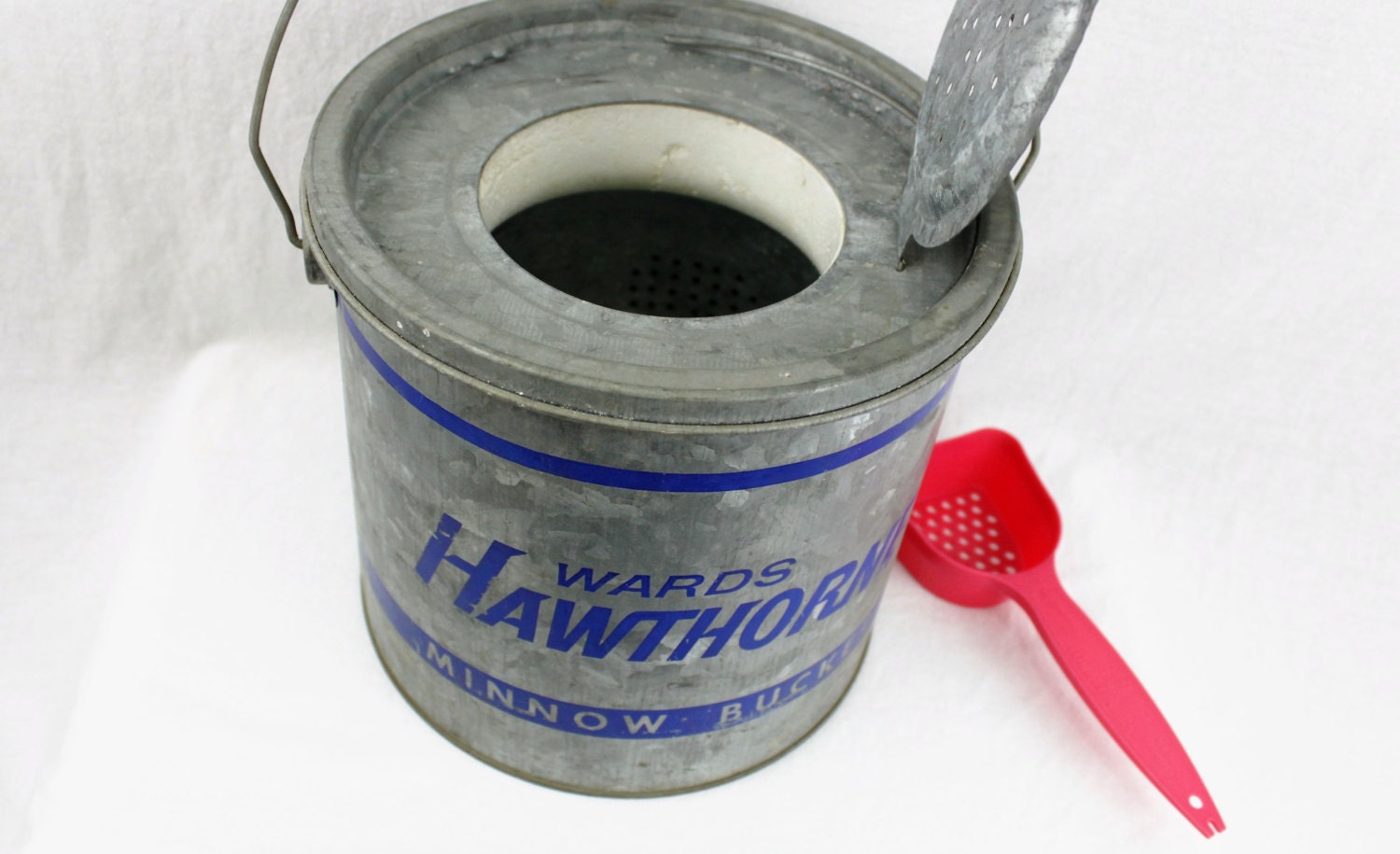 Vintage 1950s Hawthorne Galvanized Steel Minnow Bucket, Fishing Bucket