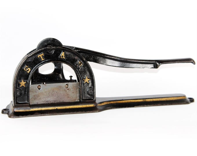 Antique Griswold Tobacco Cutter, Star Tobacco