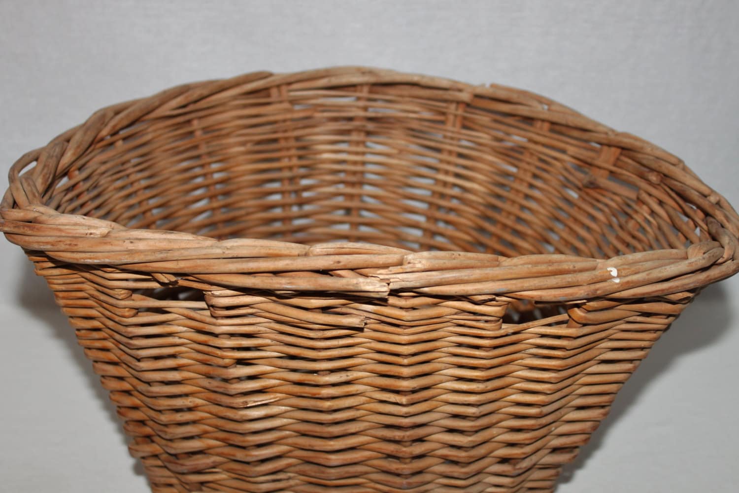Vintage 1940s Wicker Bicycle Basket, Wicker Basket