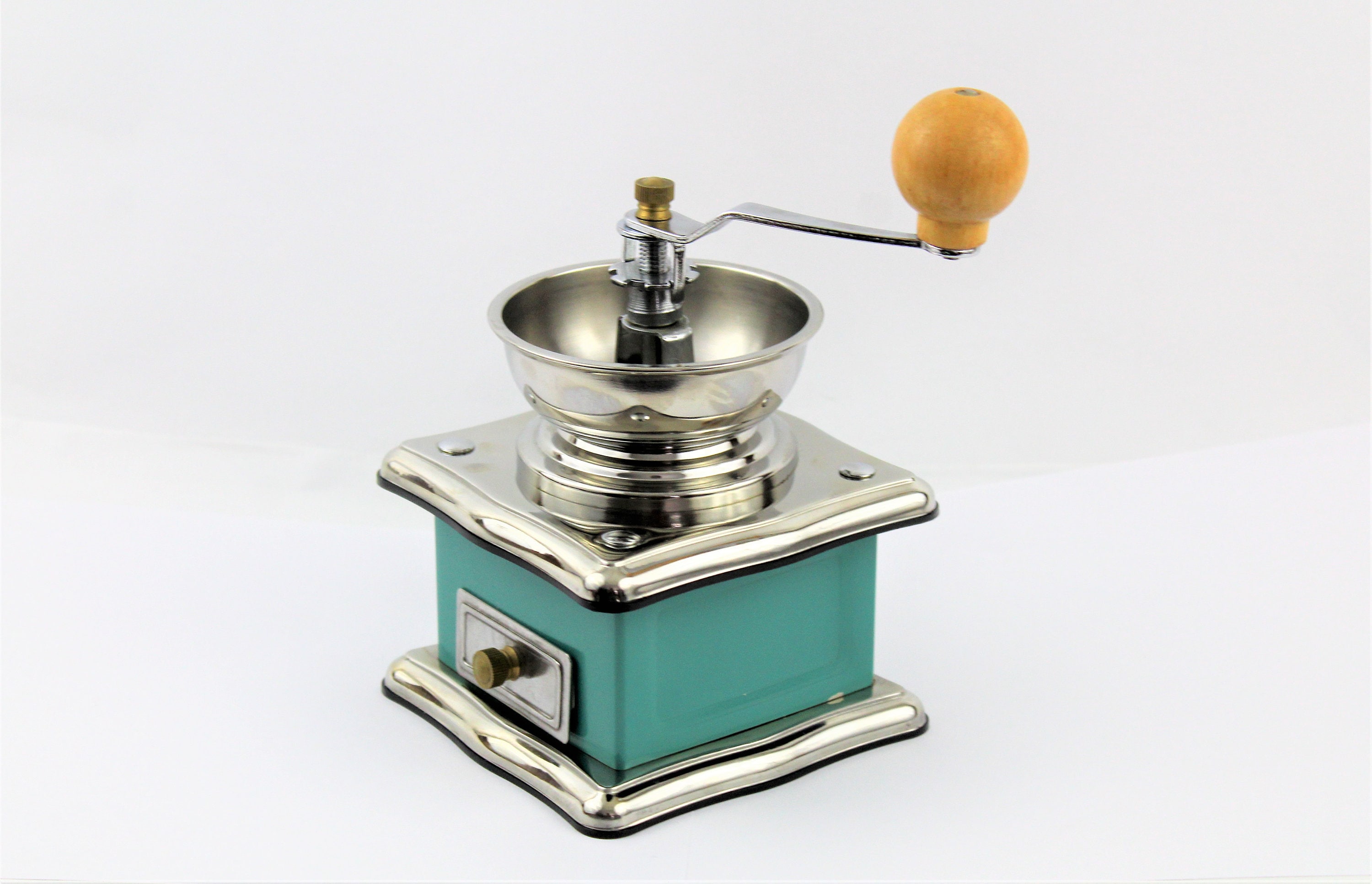 Vintage Coffee Mill / Coffee Grinder / Kitchen Decor