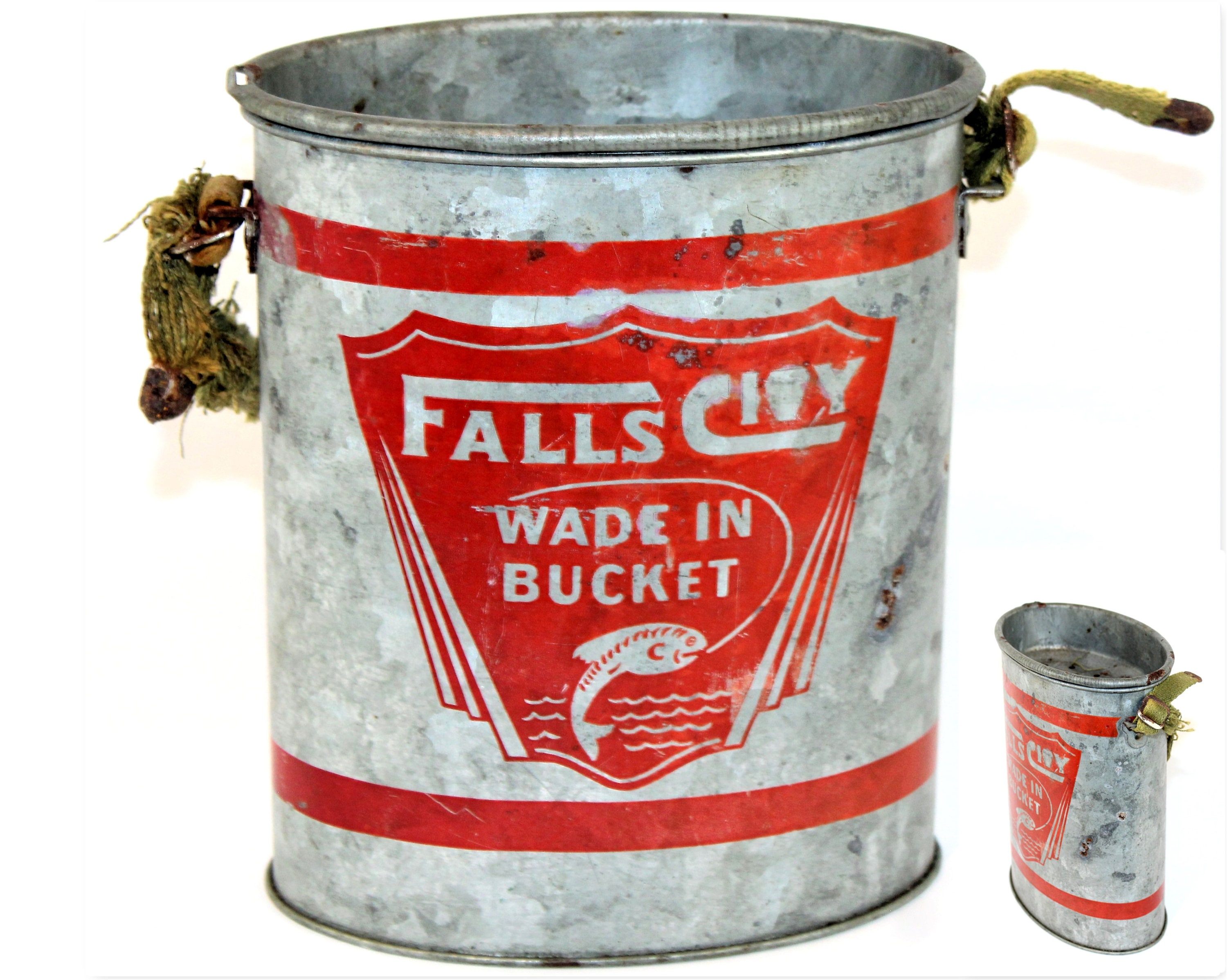 Vintage 1950s Falls City Wade-In Bucket, Minnow Bucket