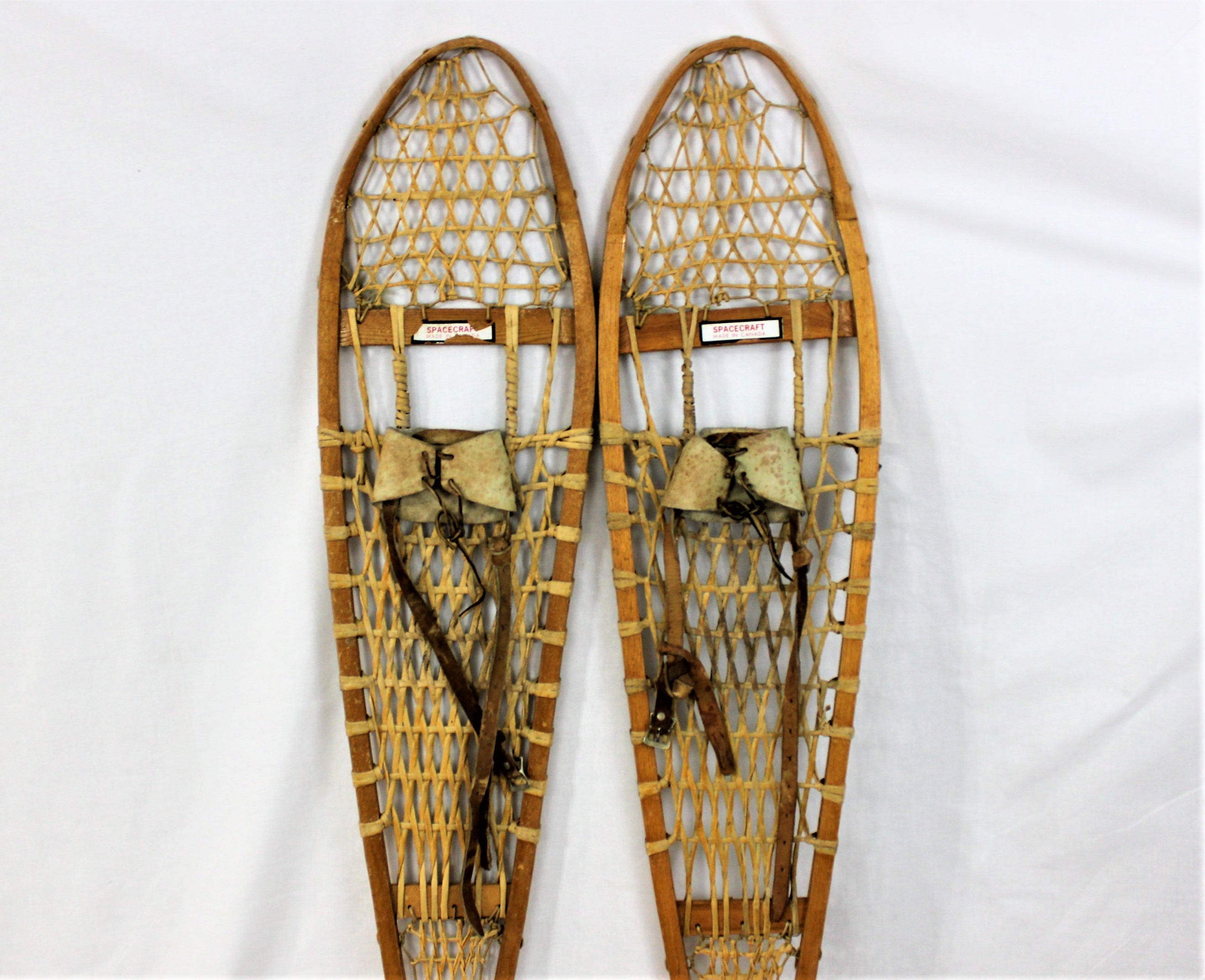 Vintage Pair of 55 Wood Canadian Spacecraft Snowshoes 10 x 55