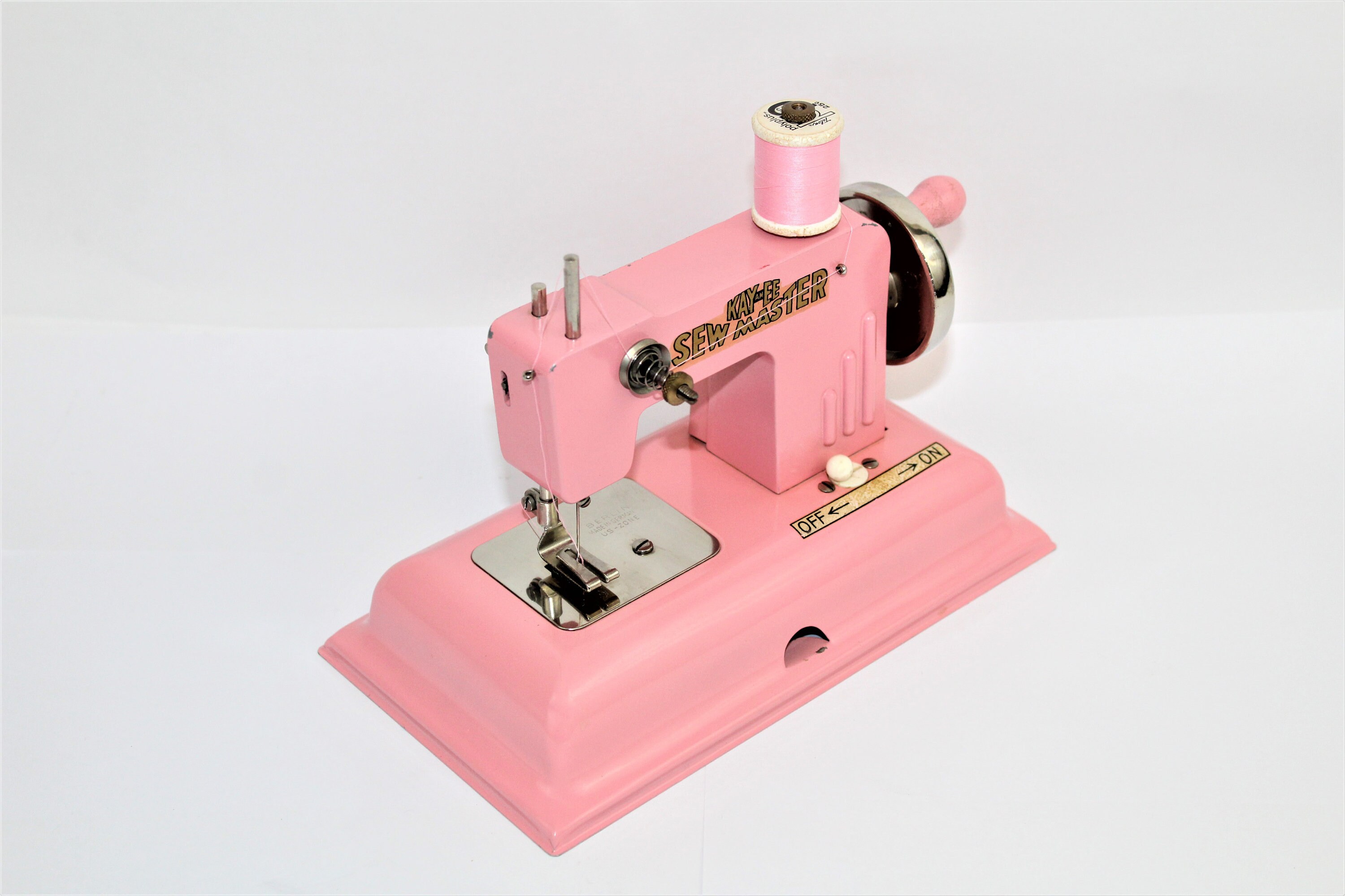 Pink KAY an EE Sew Master Child's Sewing Machine