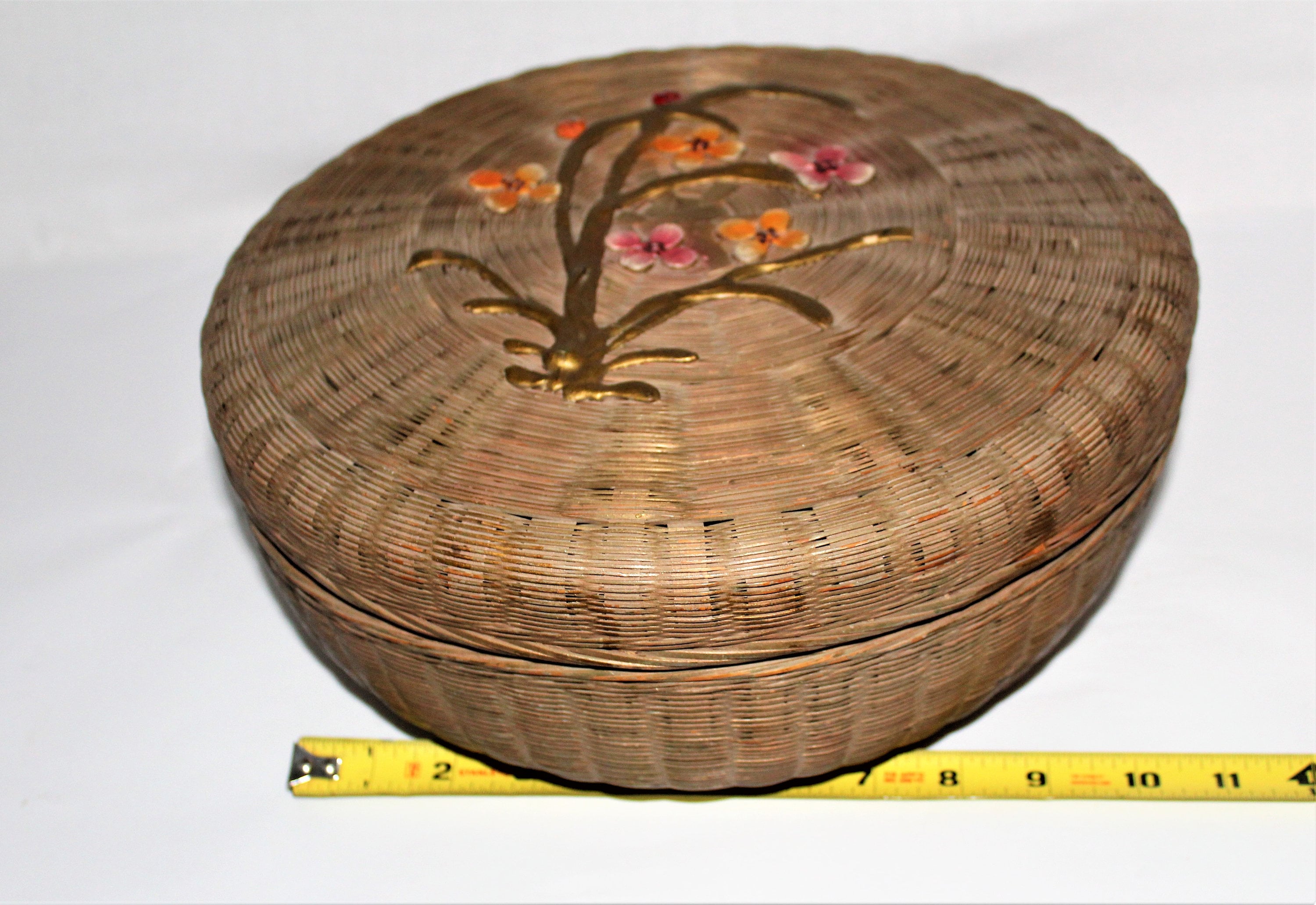 Rare 1920s Chinese Tea or Sewing Basket with Gesso / Barbola Work on Lid