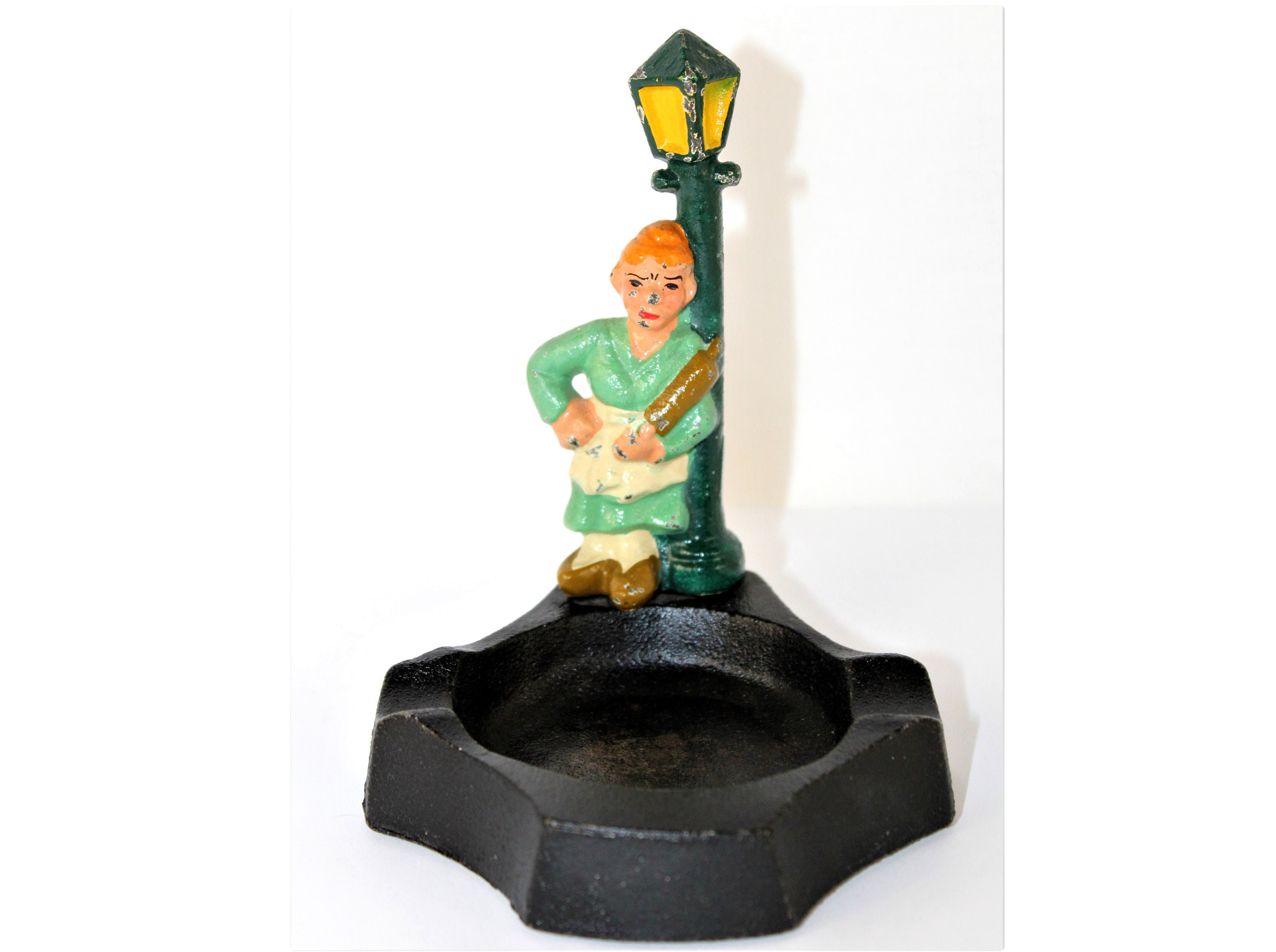 1940s Wilton Cast Iron Ashtray