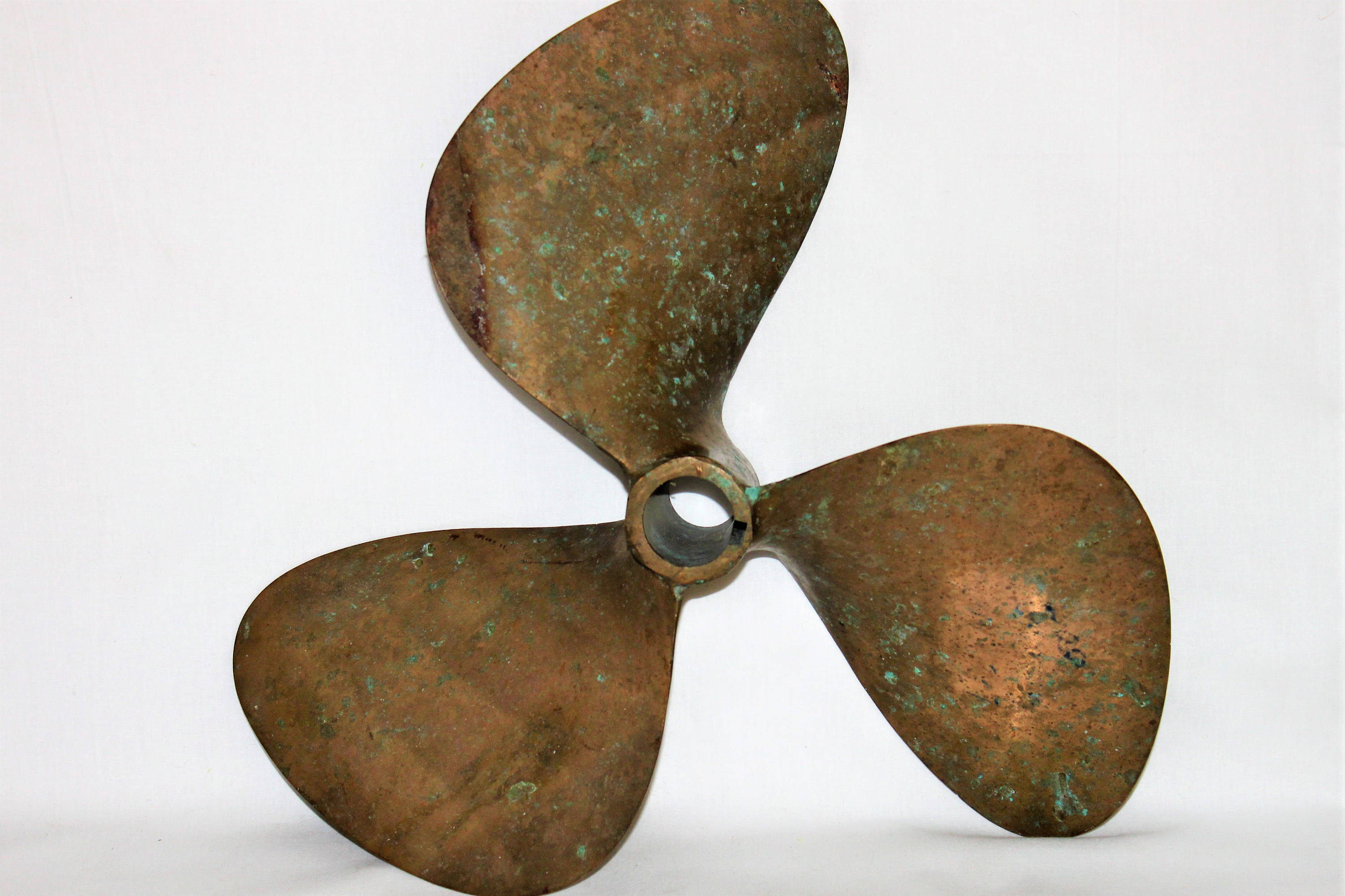 Large Vintage Michigan Dyna Three Blade Solid Brass Boat Prop 17RH18