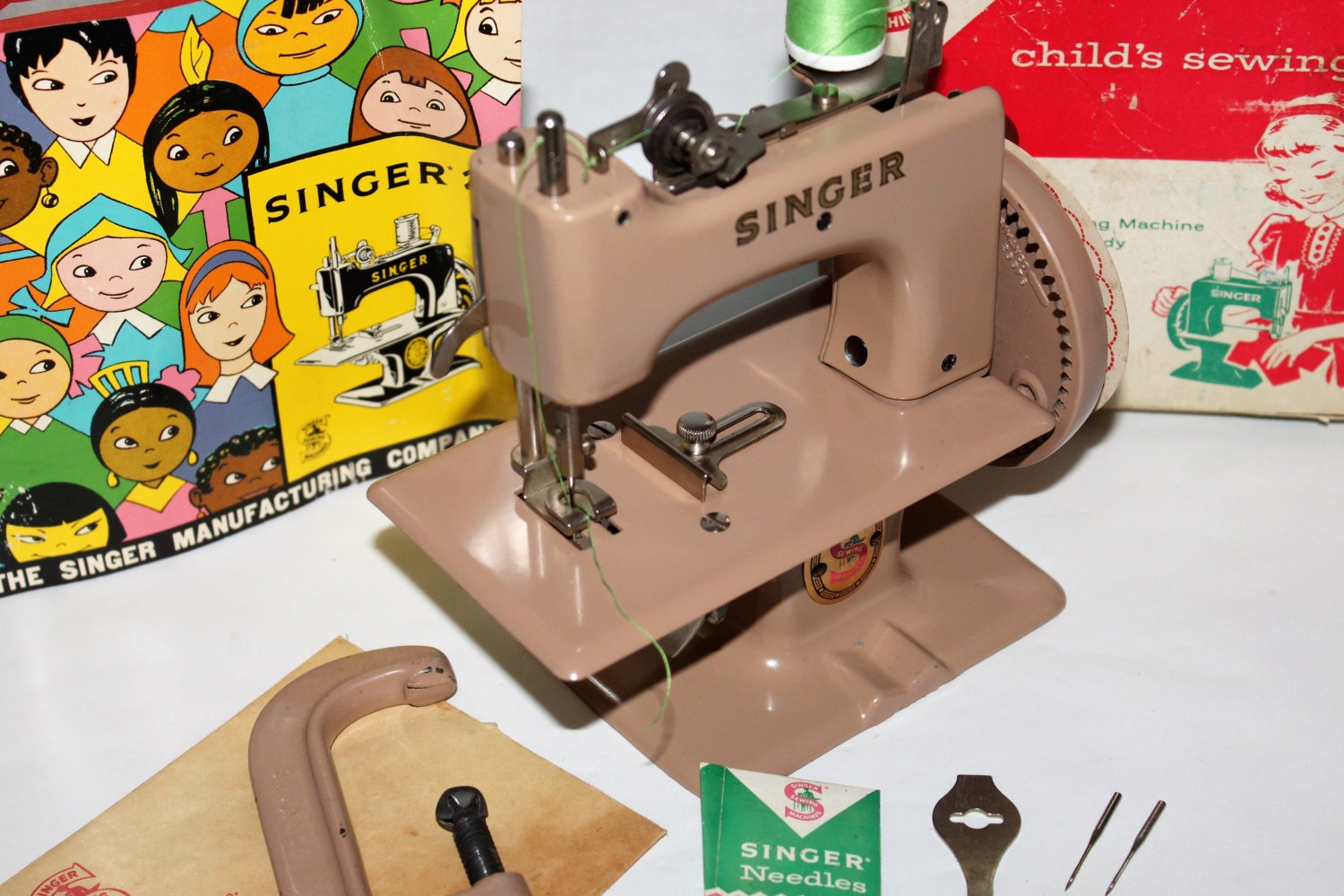 Vintage 1955 Singer Sewhandy 20 Child’s Sewing Machine, Made in Great
