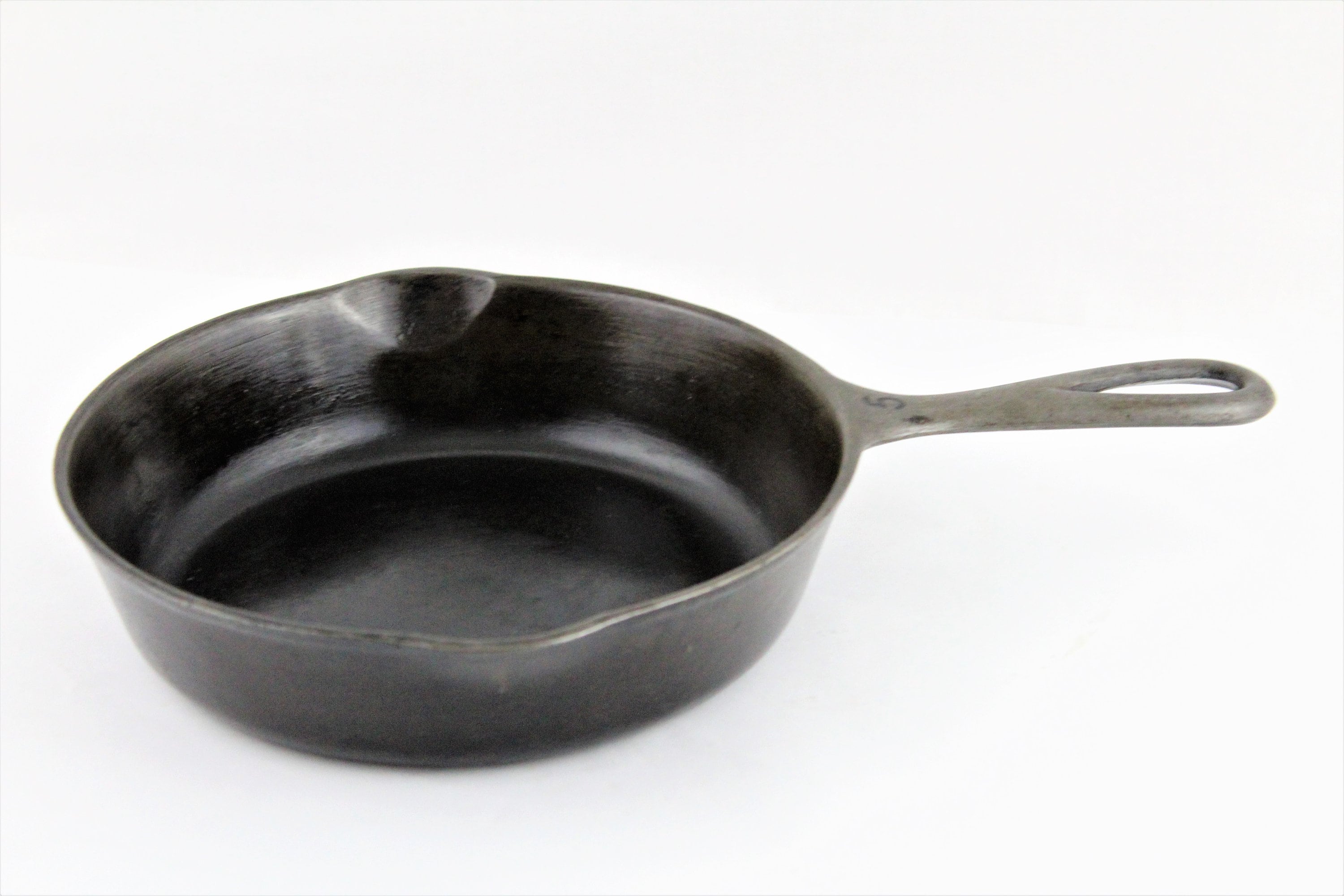 Vintage WagnerWare Cast Iron Skillet 5 1055B