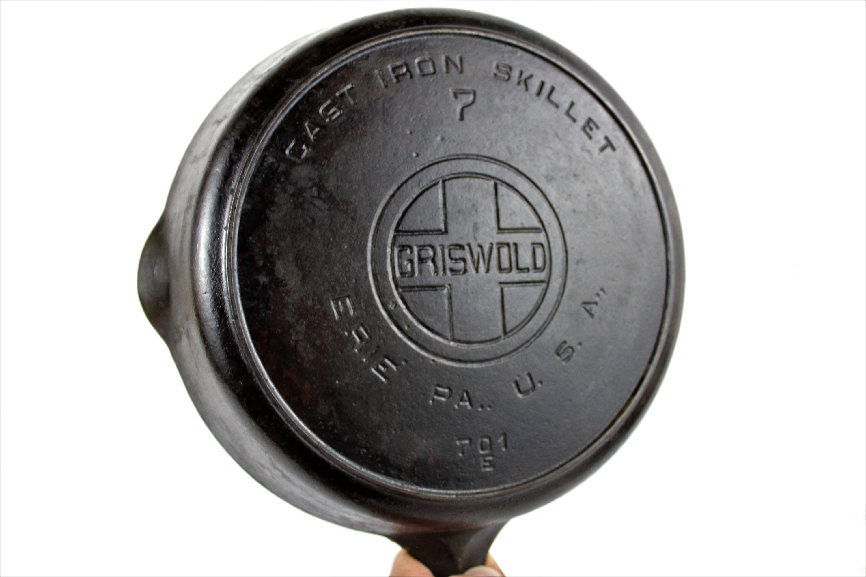 Vintage CRACKED Griswold 7 Large Block Logo Heat Ring 701 ERIE Pa