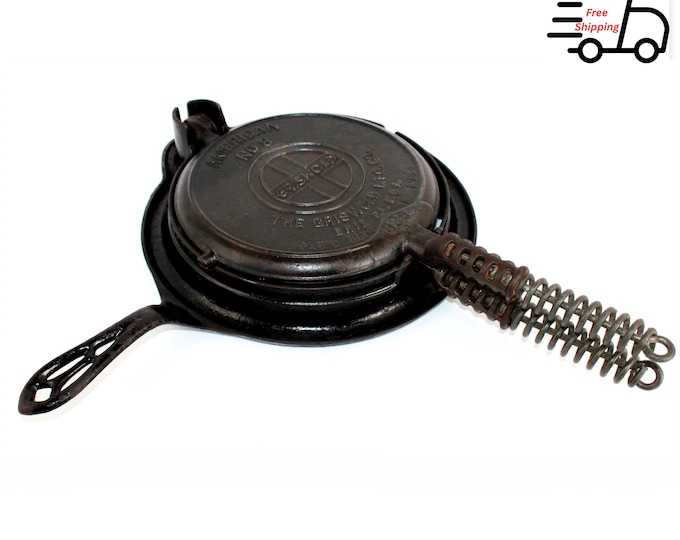 Antique Griswold #8 Cast Iron Waffle Iron with Low Base