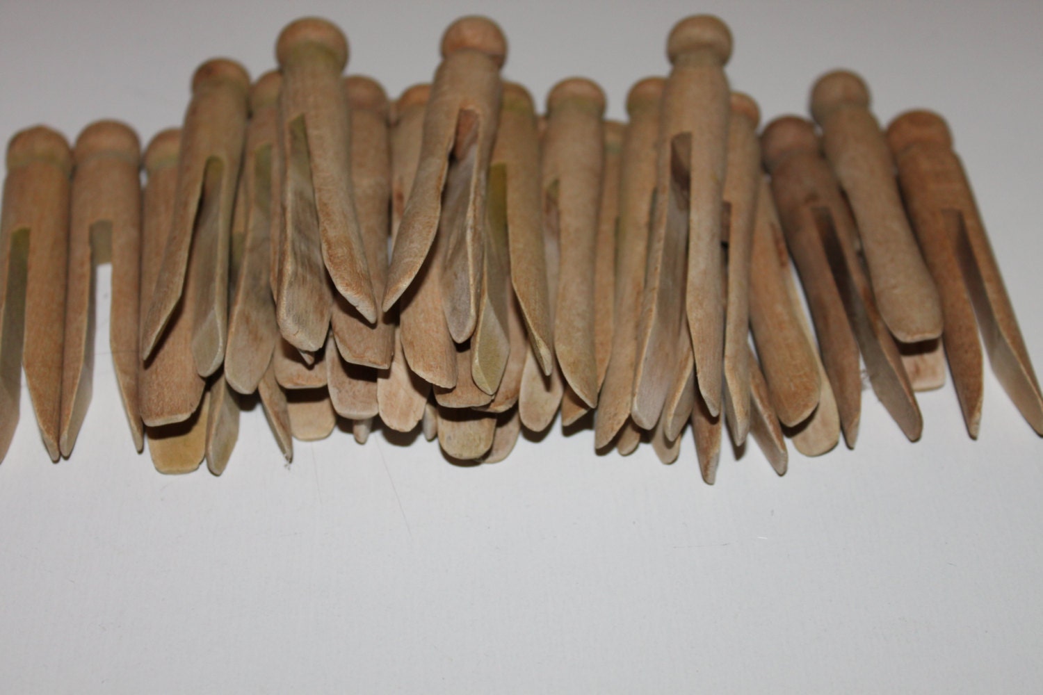 Vintage Clothespins, Wood Clothespins, 25 Pins