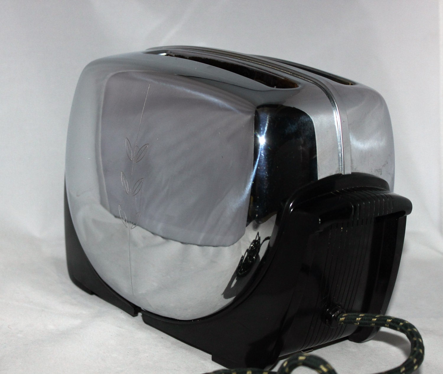 Vintage MidCentury Modern General Mills 2Slice Automatic PopUp