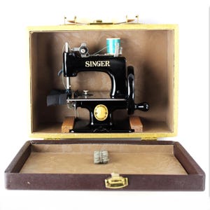 SINGER sewhandy 子供用ミシンシンガー日本製 Mini Singer Sewhandy Sewing Machine - Etsy