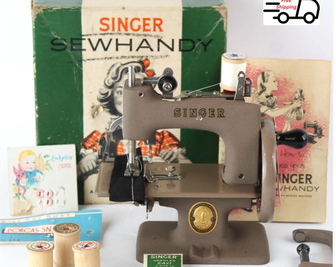 1950s Singer Sewhandy Model No. 20 Sewing Machine