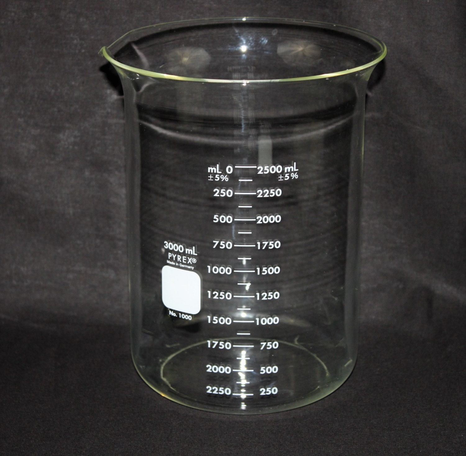 Vintage New Old Stock 3000 Ml Pyrex Beaker Corning 1000 Made In Germany In Original Box