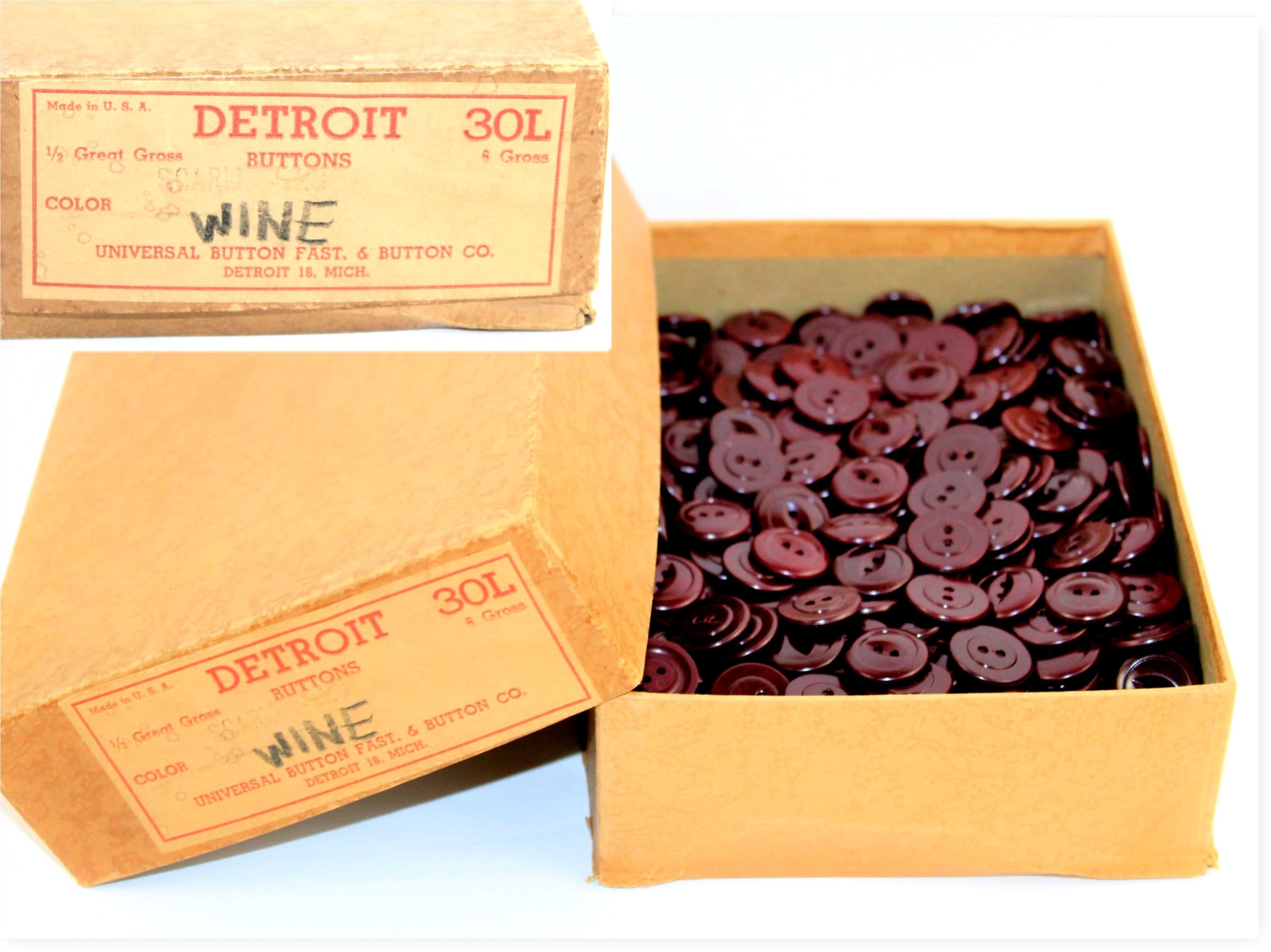Vintage 3/4” Wine Colored Buttons in a Universal Button Fast & Button Co. Box, Housedress Buttons