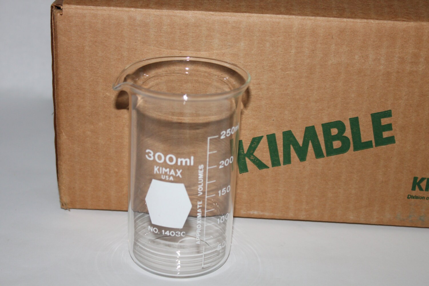 Nine (9) Used TallForm 300 ml Kimax Berzelius Beakers Excellent for