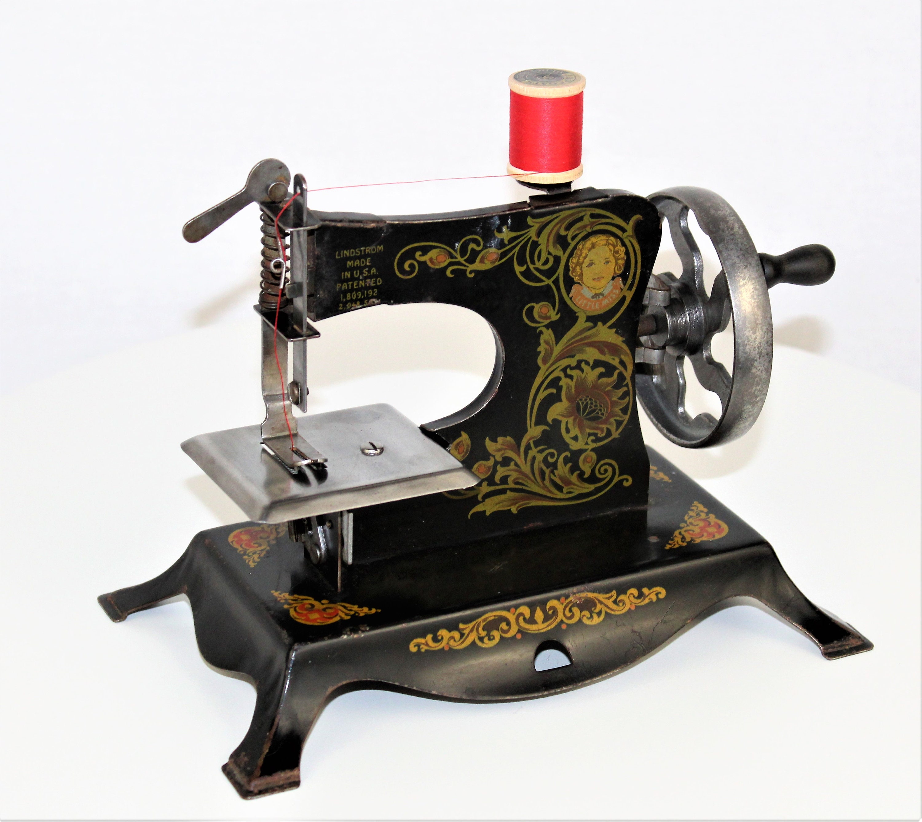 Small Sewing Machine Old German Small Sewing Machine 60-70ss 