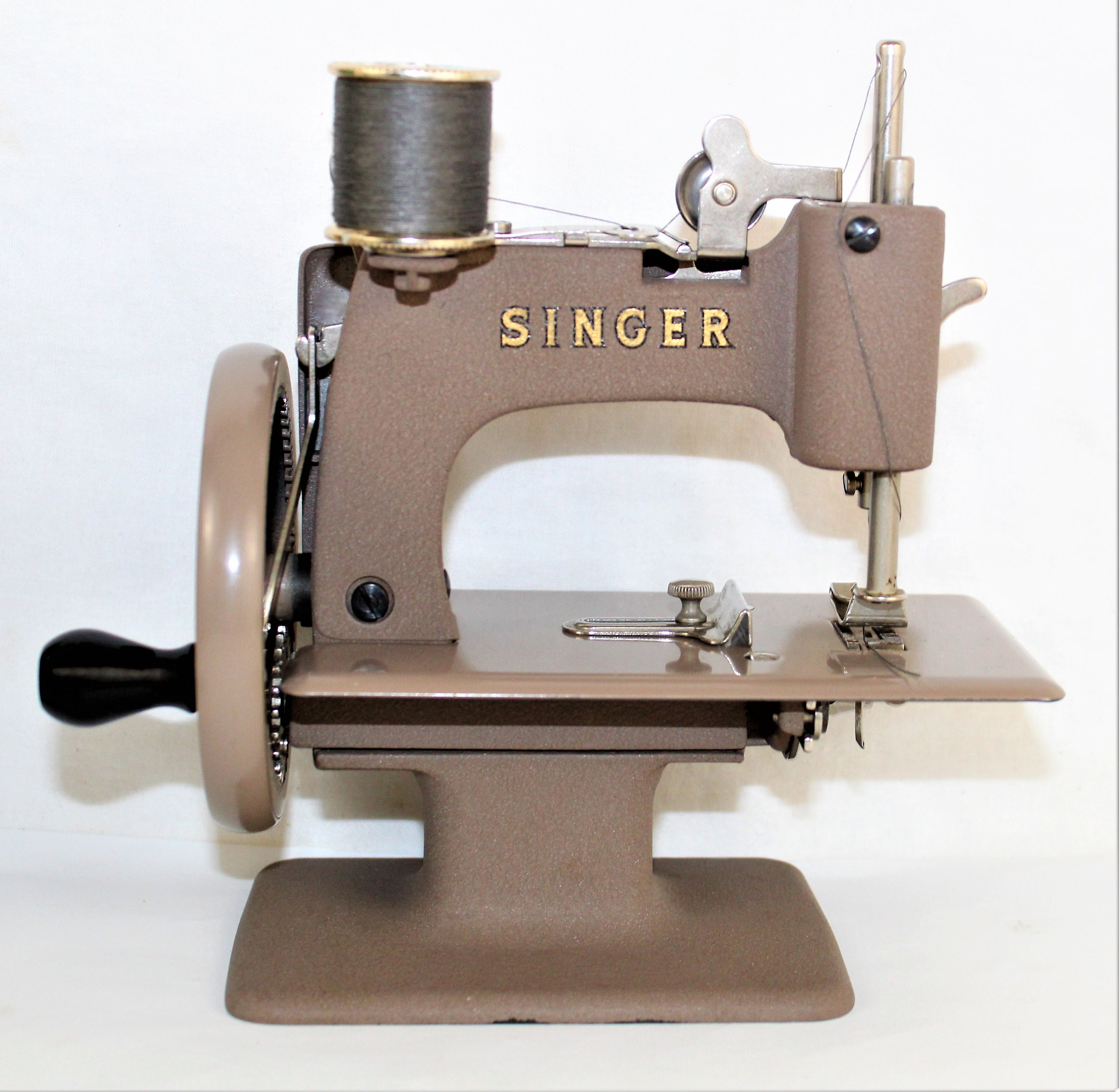 Adjusters Manual for Singer Toy Sewing Machines of Class 20 Single Thread  Chain Stitch Singer Mfg.co. Sewhandy 1936 1949 1950's -  Norway