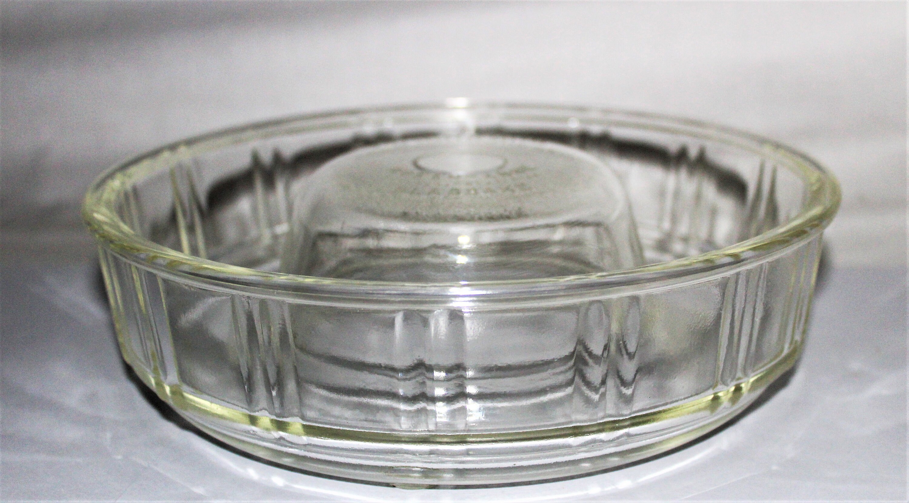 Glasbake Queen Anne Glass Bundt Cake Pan - Old Time Glass