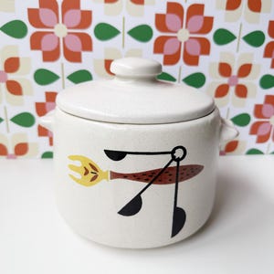 Vintage West Bend Speckled Stoneware Bean Pot w/ Fork & Spoon Design