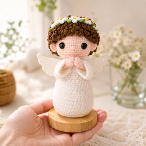 Crochet Guardian Angel Doll, Handmade Angel Figurine, Prayer Angel Decor, Religious Gift for Mom Daughter, Ready to Gift image 5