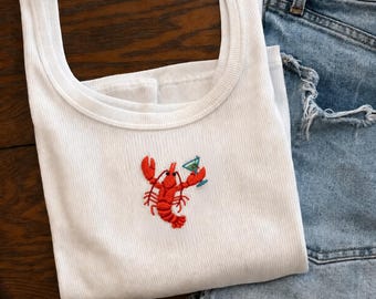 Besticktes Hummer Tank Top, Küsten Sommer Tank Top, Strand Urlaub Shirt, Nautische Fisch Stickerei Top, Süßes Küsten Outfit