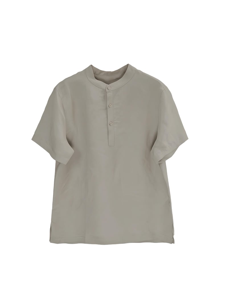 Herrskjorta i enfärgad tencellinne med ståkrage, andningsbar mjuk kortärmad affärstopp med pendling Mushroom grey