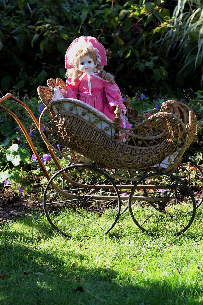 Vintage Baby Buggy Antique Victorian Style Baby Carriage Etsy