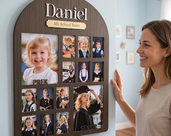 Cornice portafoto personalizzata per gli anni scolastici dalla scuola materna alle superiori, cornice portafoto personalizzata con nome per le classi K-12, bacheca dei ricordi per la laurea, collage "Attraverso gli anni"