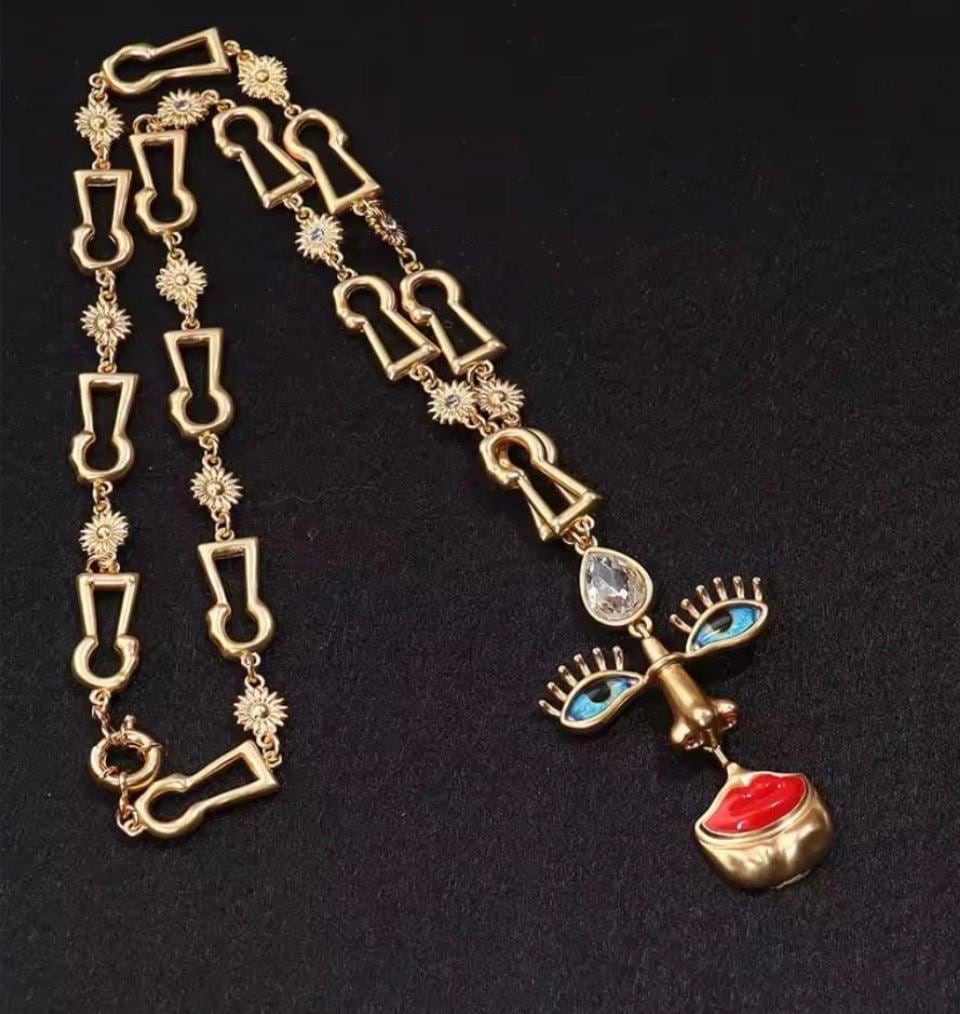 Schiaparelli necklace - Etsy 日本