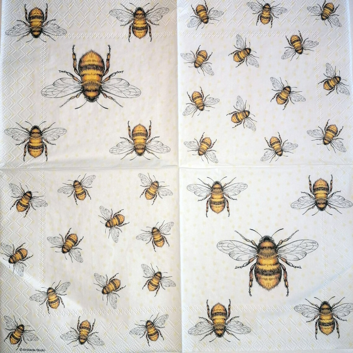 Flying Bees Napkins Set of 4 Paper Decoupage Napkins Etsy