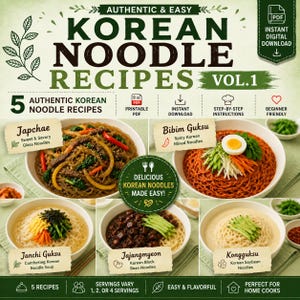 Puede incluir: Una guía de recetas digital titulada Authentic & Easy Korean Noodle Recipes Vol. 1. La portada muestra cinco cuencos de fideos: Japchae, Bibim Guksu, Janchi Guksu, Jajangmyeon y Kongguksu, con texto que indica PDF imprimible e instrucciones paso a paso.
