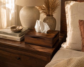 Funda de madera para caja de pañuelos / Soporte de madera para pañuelos / Decoración rústica para el hogar / Organizador de baño / Regalo de inauguración de casa / Detalle minimalista.