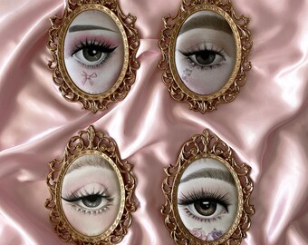 Coquette &#39;Doll Eye&#39; Vintage Victorian Mourning Eye Lovers Eye In Vintage Frame