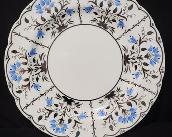 Wedgwood Bone China, Plato de Cena 10 7/8", Azul Papiro y Plata