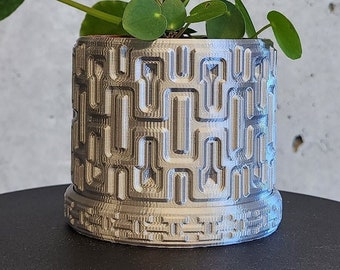 Small Geometric Succulent Planter Vase with Water Drip Tray. For the 3 inch planter pot.