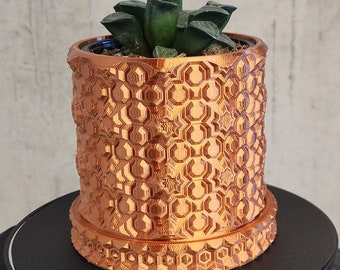 Medium Geometric Planter Vase with Water Drip Tray for small to medium house plants. For the 4 inch planter pots.