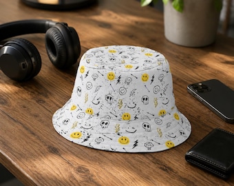Bob à motif griffonné | Chapeau de festival réversible Smiley Skull