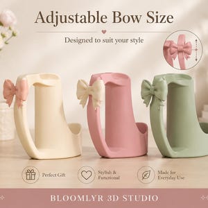 May include: Three curved holders in cream, pink, and sage green, each featuring a decorative bow on the side. Text reads Adjustable Bow Size, Designed to suit your style, and BLOOMLYR 3D STUDIO. A circular inset shows a bow with vertical arrows.