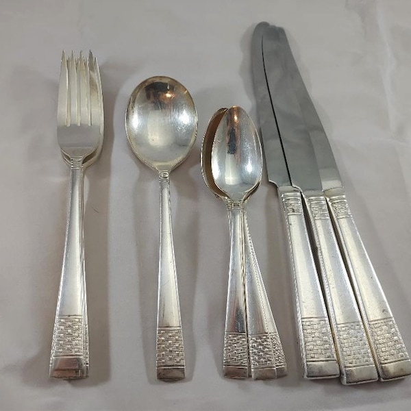 National Silver Silver Plate Flatware Replacement Pieces...Calvalcade Pattern...1946