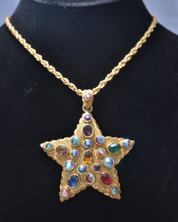 Vintage Signed ART Large Jeweled Star Pendant And… - image 1