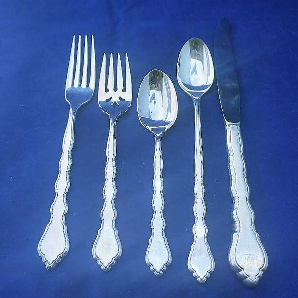 Oneida Community Silver Plate Flatware Replacement Pieces...Duet Pattern...1980's