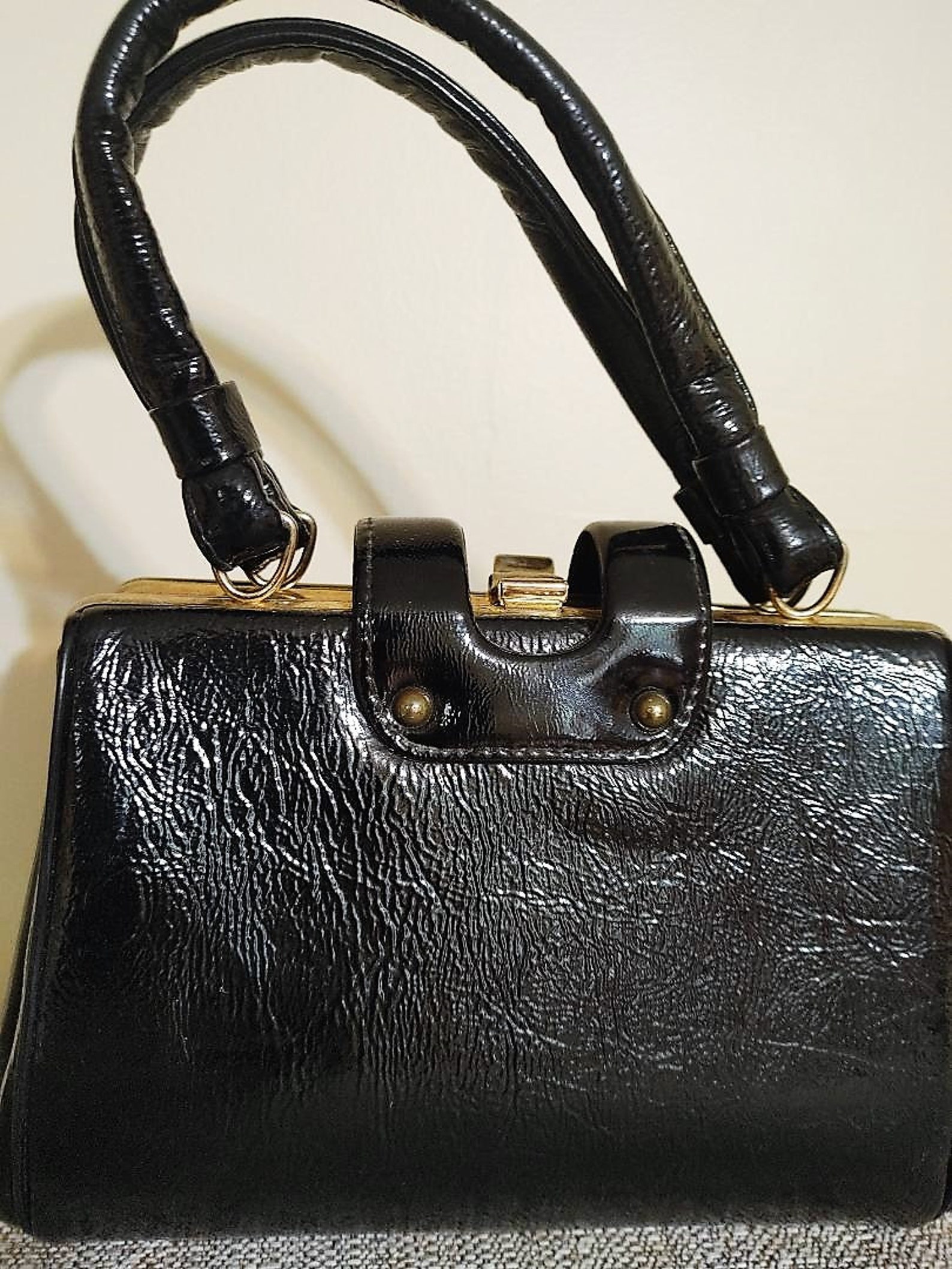 leather purse with lots of compartments leather purse with lots of compartments