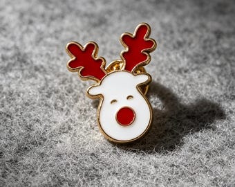 Christmas Reindeer Enamel Pin Cute Holiday Animal Lapel Pin, Red Nose Deer Brooch for Jacket Backpack Hat, Festive Gift for Christmas Lovers