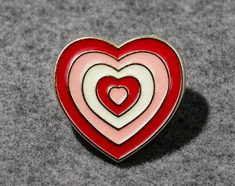Heart Enamel Pin Red Heart Brooch Kawaii Lapel Pin Hard Enamel Concentric Love Heart Badge Bag Pin Women Gift Cute Jewelry for Her