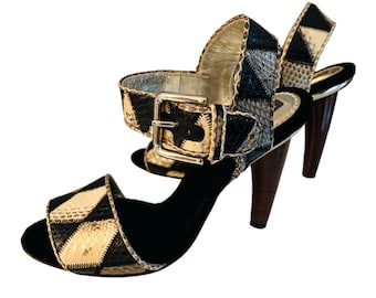 Rarissime scarpe vintage da donna "Dolce & Gabbana" in vera pelle, taglia 4, con tacco e cinturino alla caviglia.