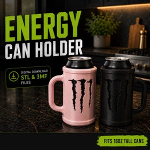 Puede incluir: Dos portalatas cilíndricos con asa, uno rosa claro y otro negro, cada uno con un diseño de corte de garra vertical. Los soportes contienen latas de bebida negras. El texto en la imagen dice ENERGY CAN HOLDER, DIGITAL DOWNLOAD STL & 3MF FILES, FITS 16OZ TALL CANS.