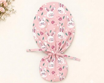 Pink Bunny Blumen-OP-Haube: Euro-Stil, Pferdeschwanz, Satinfutter (Handgefertigt)