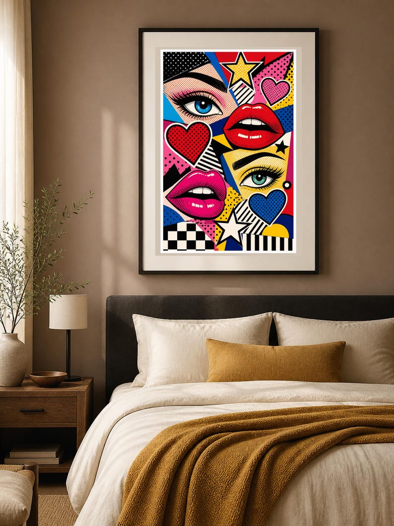 Peut inclure: Une impression d'art mural encadr&eacute;e pr&eacute;sentant un collage pop art vibrant. La composition comprend deux yeux d&eacute;taill&eacute;s, deux paires de l&egrave;vres rouges et roses, des &eacute;toiles jaunes et blanches, des c&oelig;urs bleus et rouges, et des motifs g&eacute;om&eacute;triques.